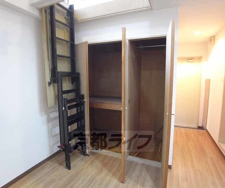 京都府京都市左京区下鴨蓼倉町の賃貸マンションの内装