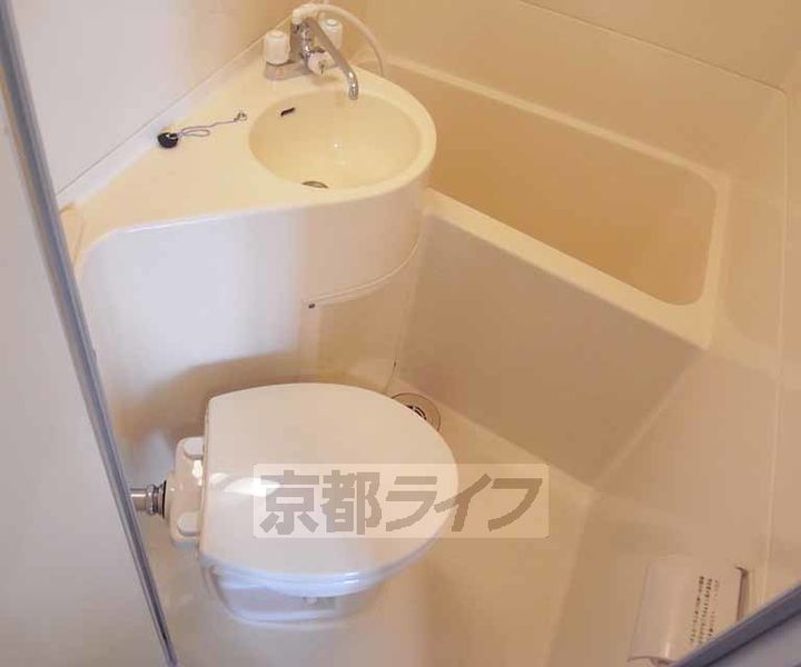 京都府京都市左京区下鴨西本町の賃貸マンションの風呂