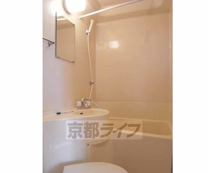 京都府京都市左京区下鴨西本町の賃貸マンションの風呂