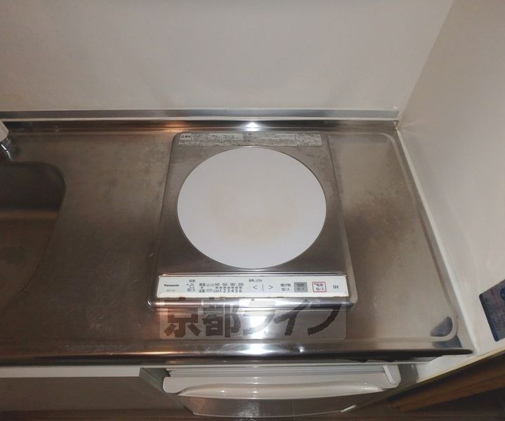 カーサフォレスト西賀茂101のキッチン