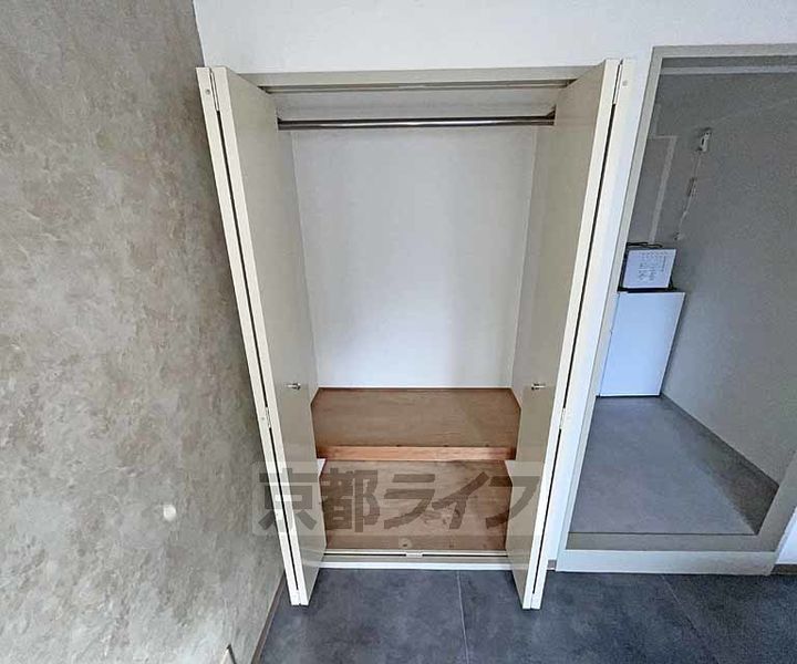 京都府京都市中京区藤木町の賃貸マンションの内装