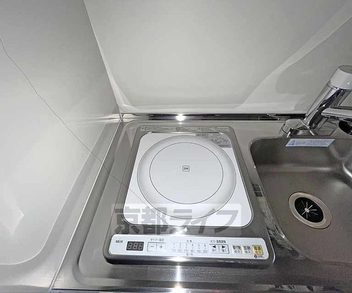 京都府京都市中京区藤木町の賃貸マンションのキッチン