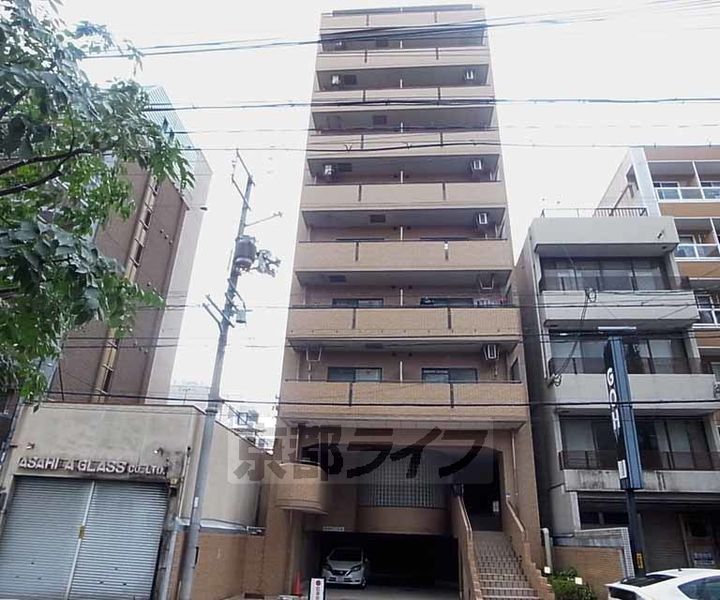 ライオンズマンション四条西洞院904の外観
