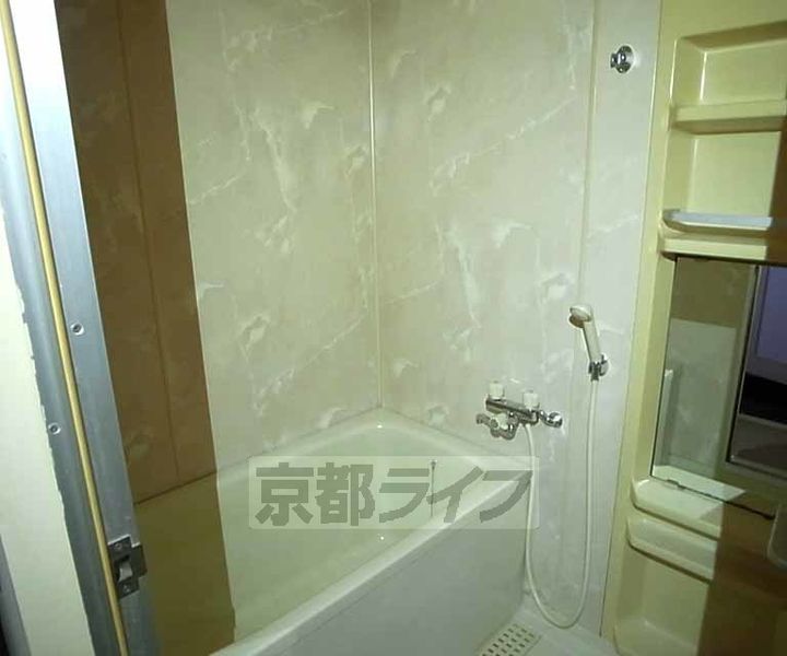ライオンズマンション四条西洞院904の風呂