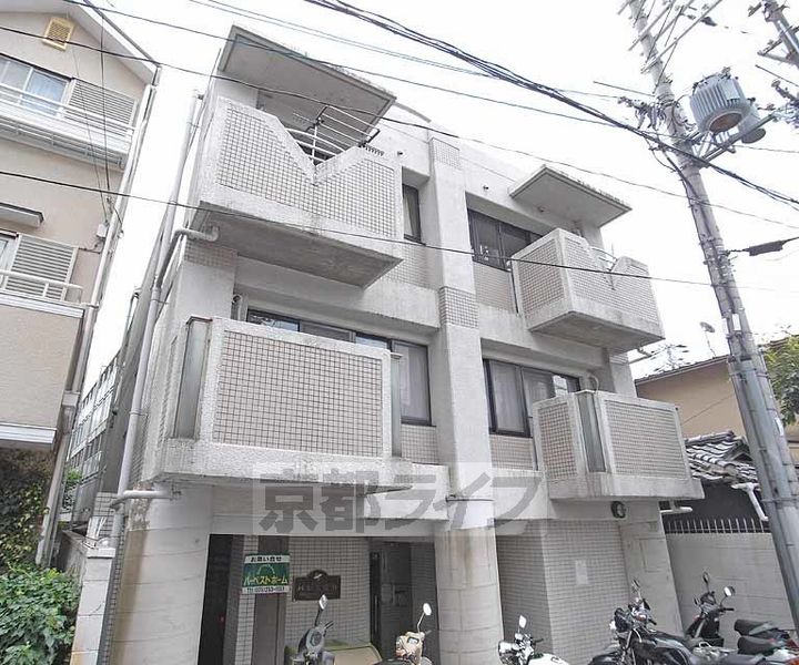 京都府京都市北区大宮南椿原町の賃貸マンションの外観