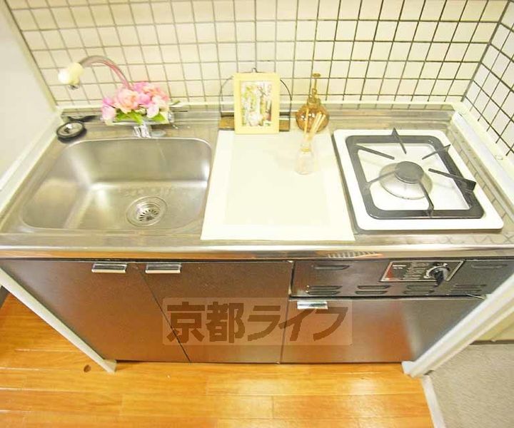 京都府京都市北区大宮南椿原町の賃貸マンションのキッチン