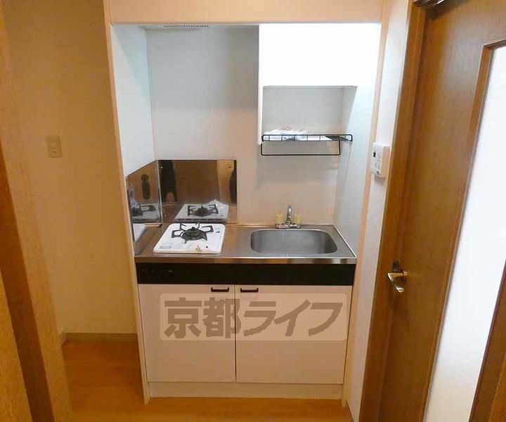 タウンルームキシ303のキッチン