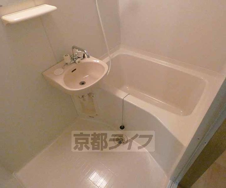 タウンルームキシ303の風呂