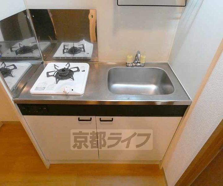 タウンルームキシ303のキッチン