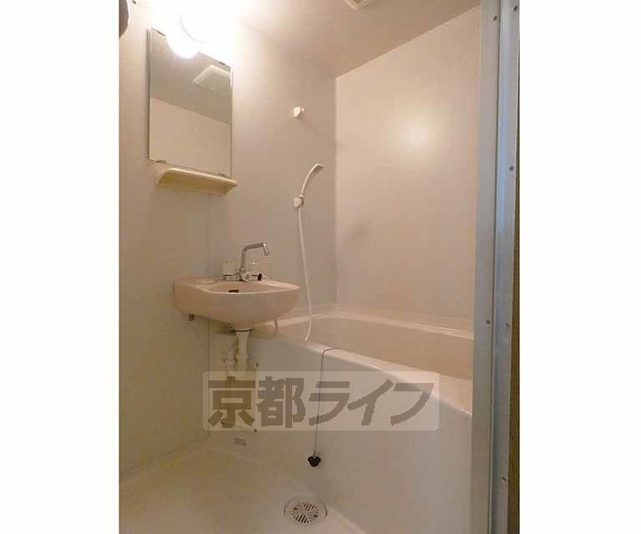 タウンルームキシ303の風呂