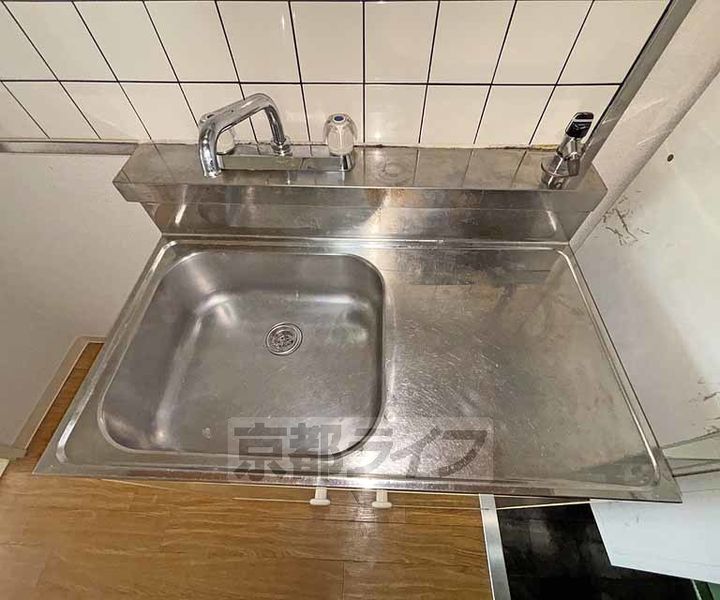 京都府京都市中京区梅之木町の賃貸マンションのキッチン