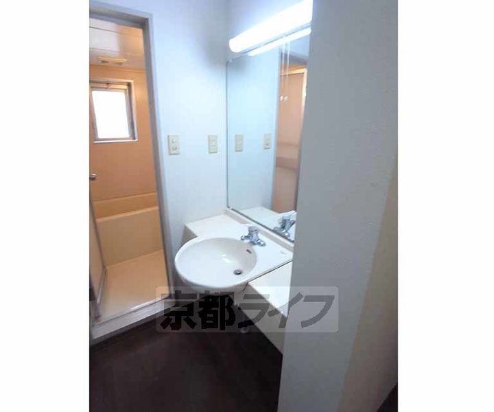 京都府京都市左京区下鴨中川原町の賃貸マンションの内装