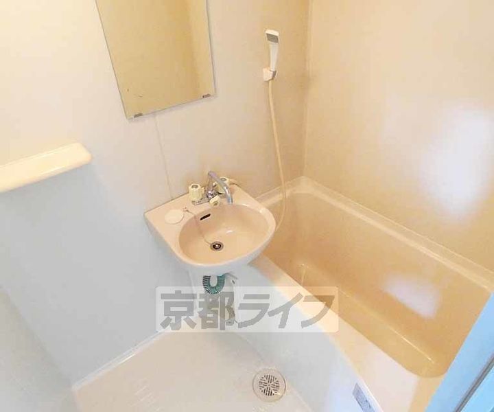 京都府京都市下京区上三之宮町の賃貸マンションの風呂