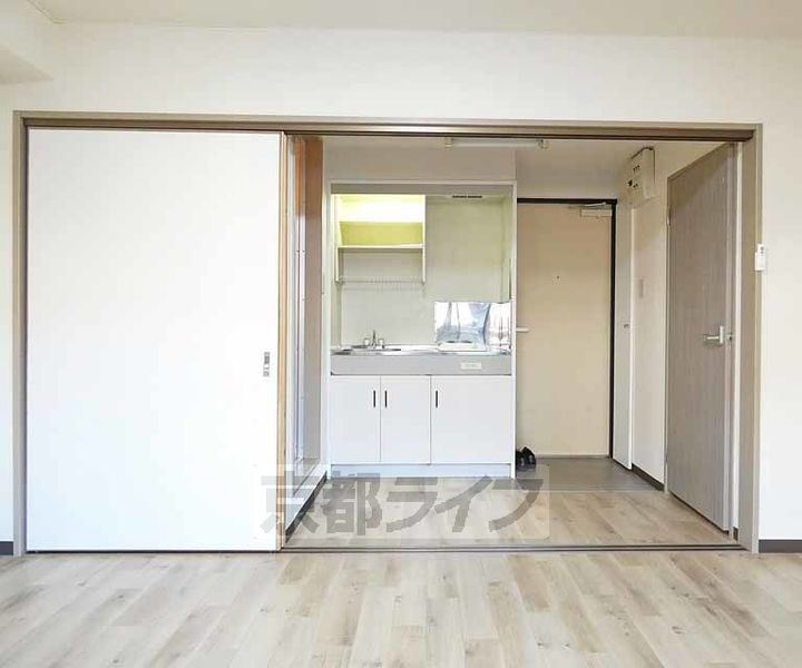 京都府京都市下京区上三之宮町の賃貸マンションの内装