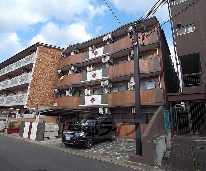 京都府京都市伏見区向島中島町の賃貸マンションの外観