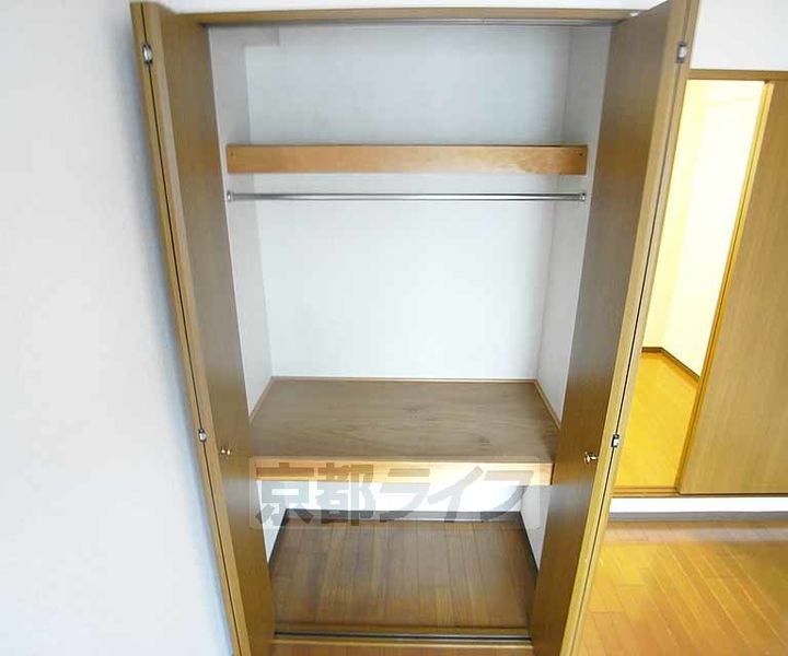 京都府京都市伏見区深草西浦町5丁目の賃貸マンションの内装