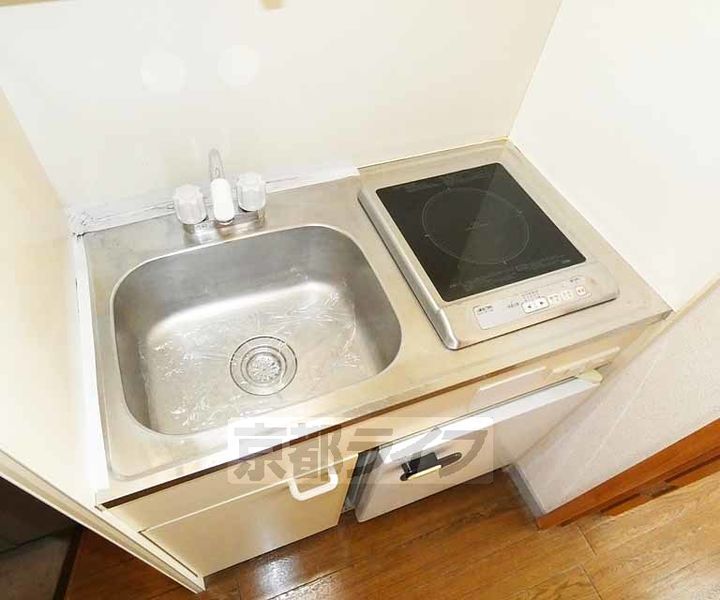 エスポワール桃山210のキッチン