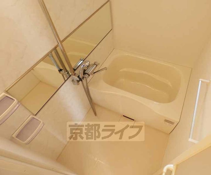 メゾン・ド・深草エルの風呂