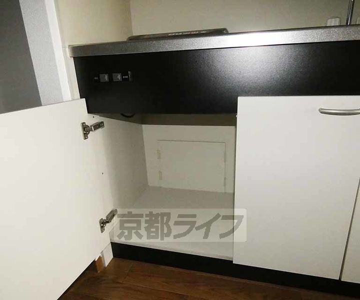 京都府京都市伏見区黒茶屋町の賃貸マンションの内装