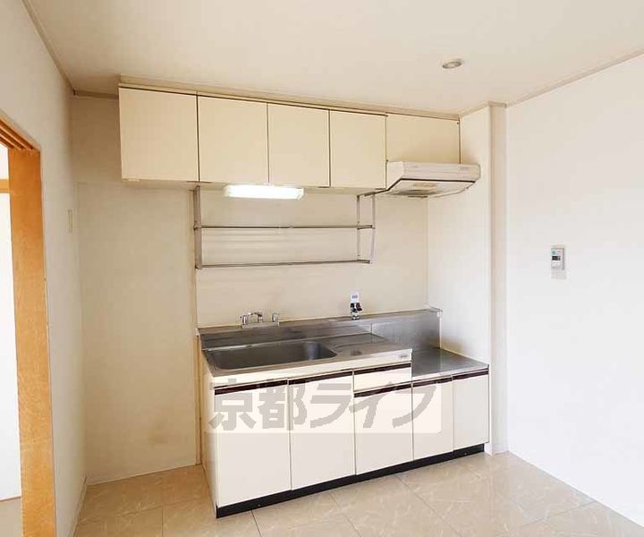 京都府京都市伏見区深草善導寺町の賃貸マンションのキッチン