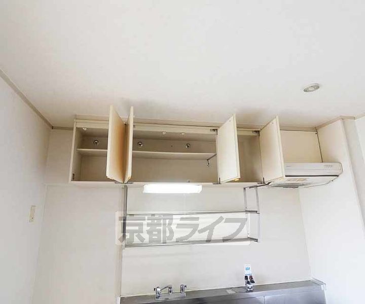 京都府京都市伏見区深草善導寺町の賃貸マンションの内装