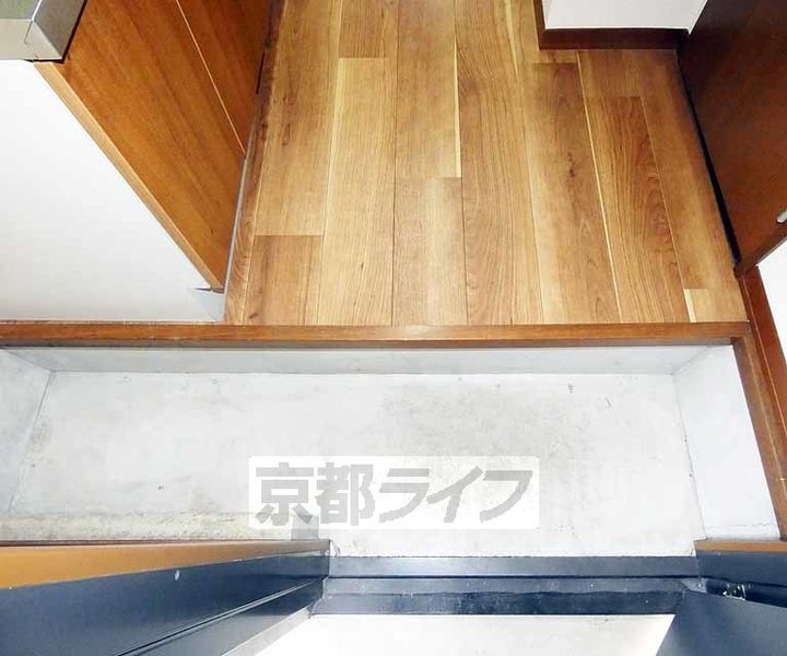 メリーデエース105の玄関