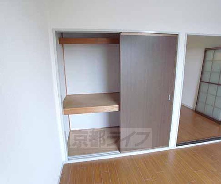 セジュールコスモスA棟・B棟A205の内装