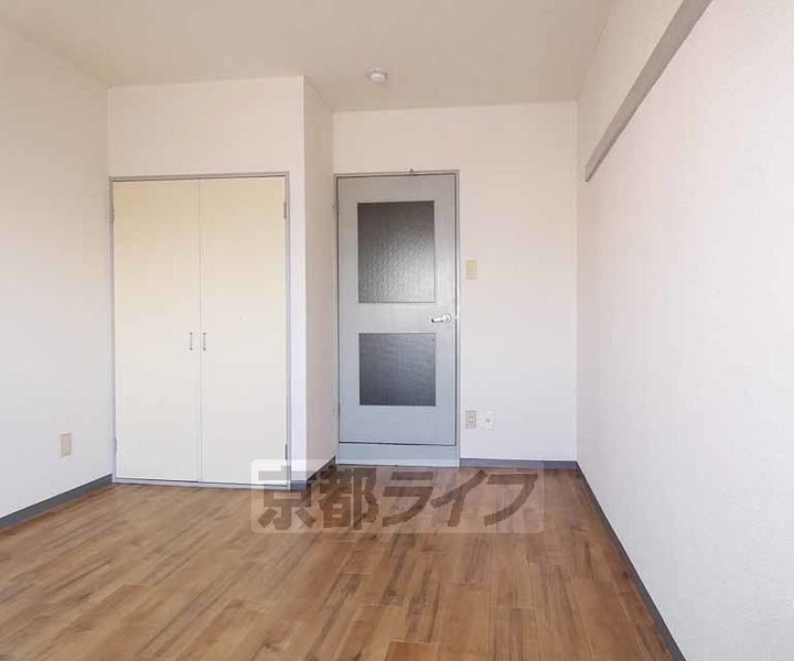 サンライズ88402の居間