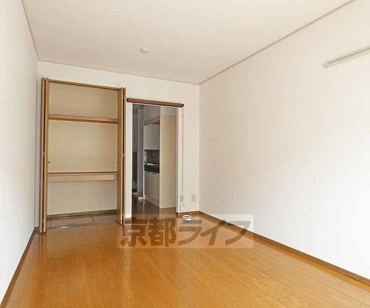 セジュール大谷105の居間