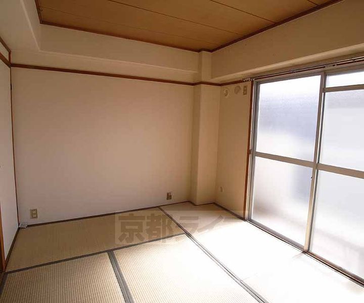 パールハイツイナリ2062の居間