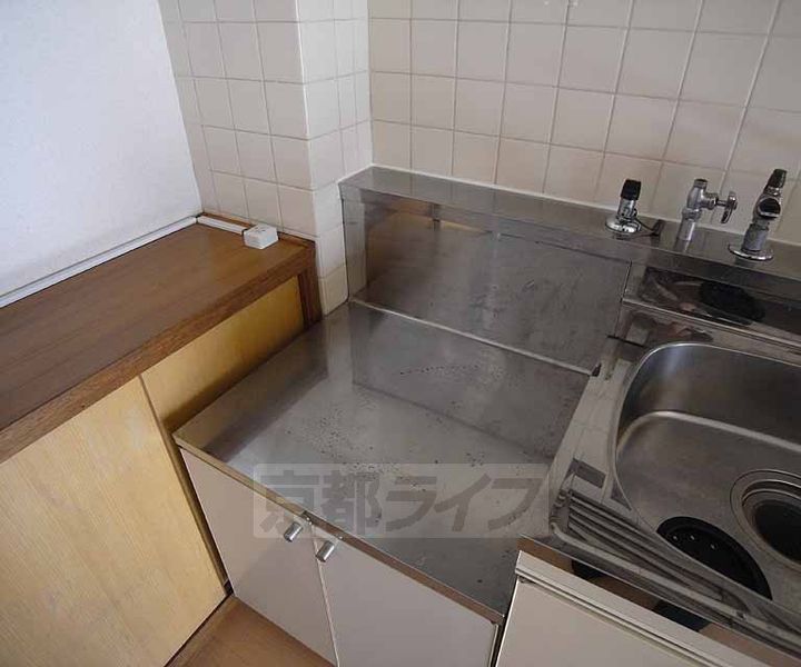パールハイツイナリ2062のキッチン