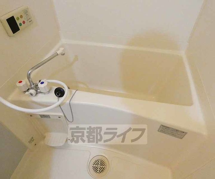 京都府京都市伏見区桃山町丹後の賃貸マンションの風呂