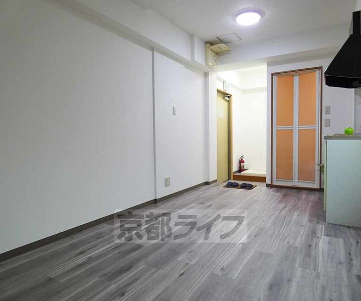 RUFF京町103の居間