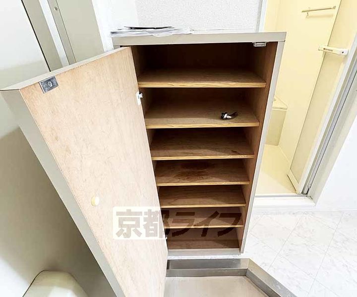 京都府京都市伏見区竹田中島町の賃貸マンションの内装