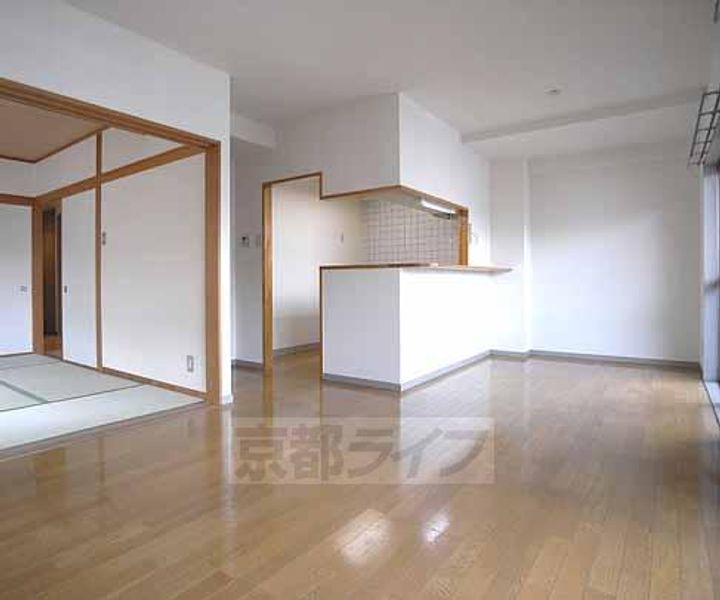 コーショーイン・竹田の居間