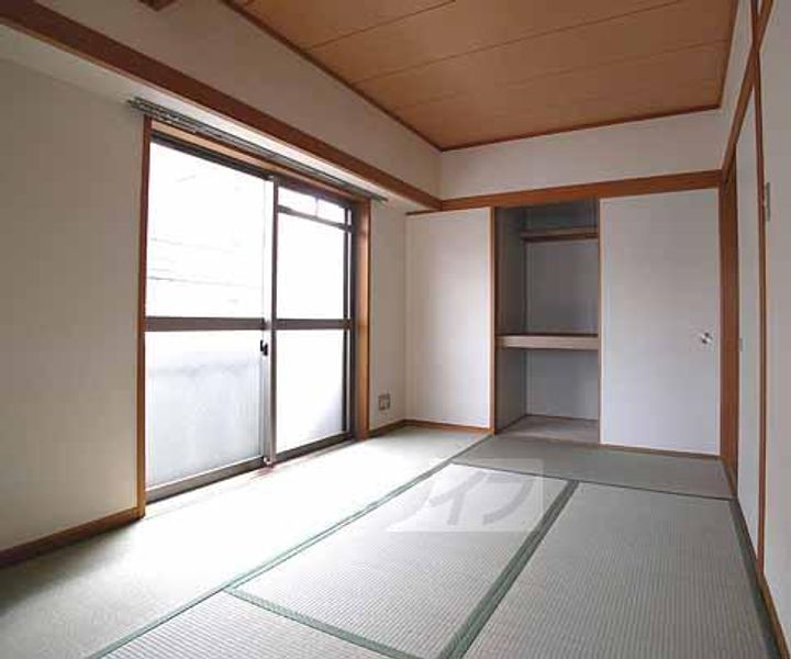 コーショーイン・竹田の居間