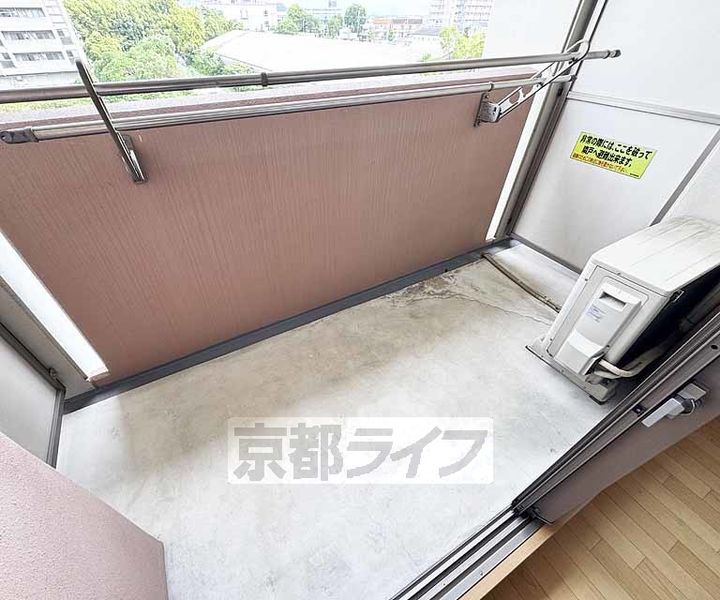 京都府京都市伏見区横大路貴船の賃貸マンションの内装