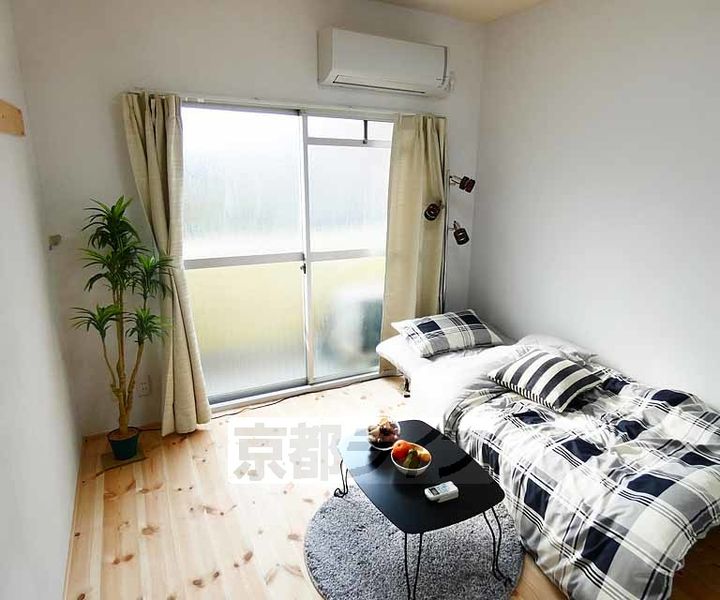 京都府京都市伏見区桃山最上町の賃貸マンションの居間