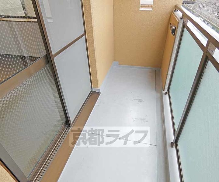 京都府京都市伏見区深草キトロ町の賃貸マンションの内装