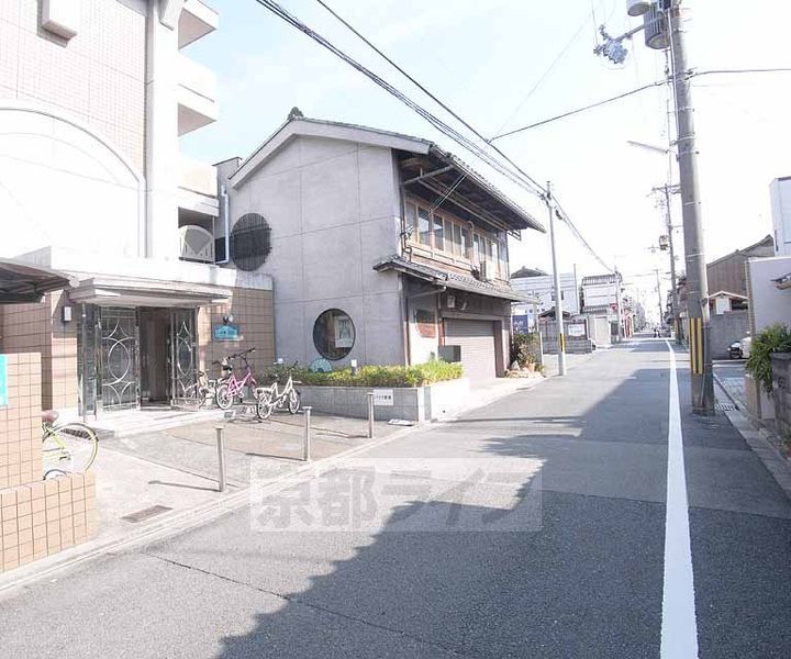 京都府京都市伏見区新町11丁目の賃貸マンションの周辺