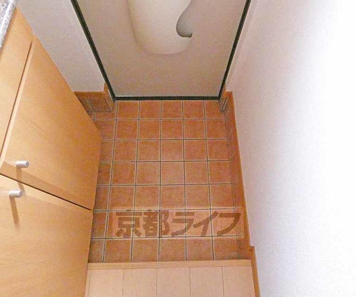 ベル福和 弐番館の玄関