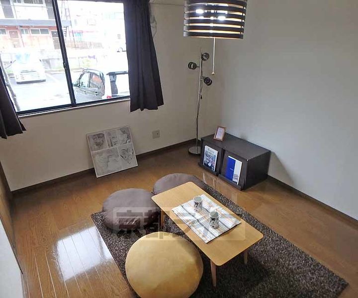 セジュール蘭B101の居間