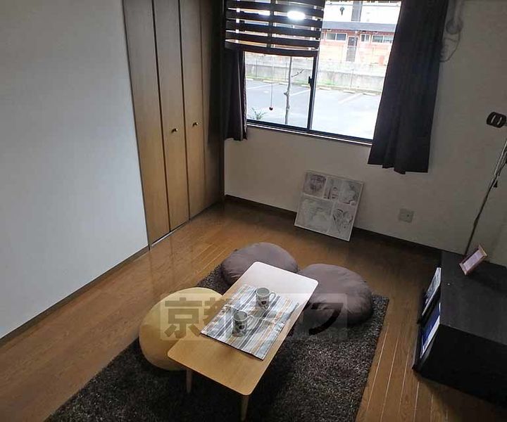 セジュール蘭B101の居間