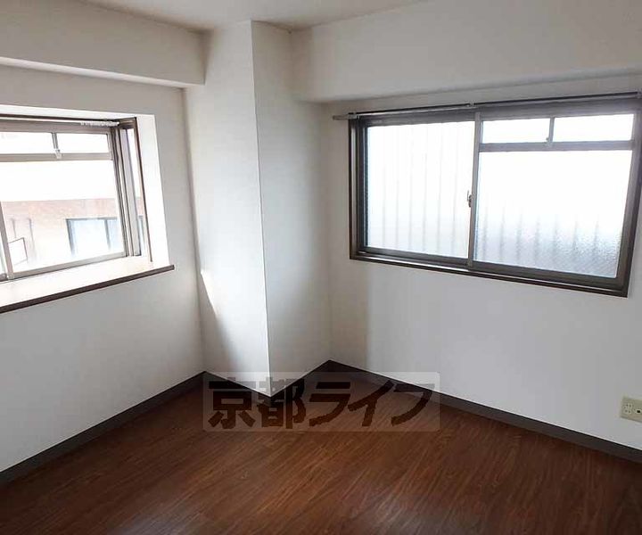 Sun・Bird 桂1-Aの居間