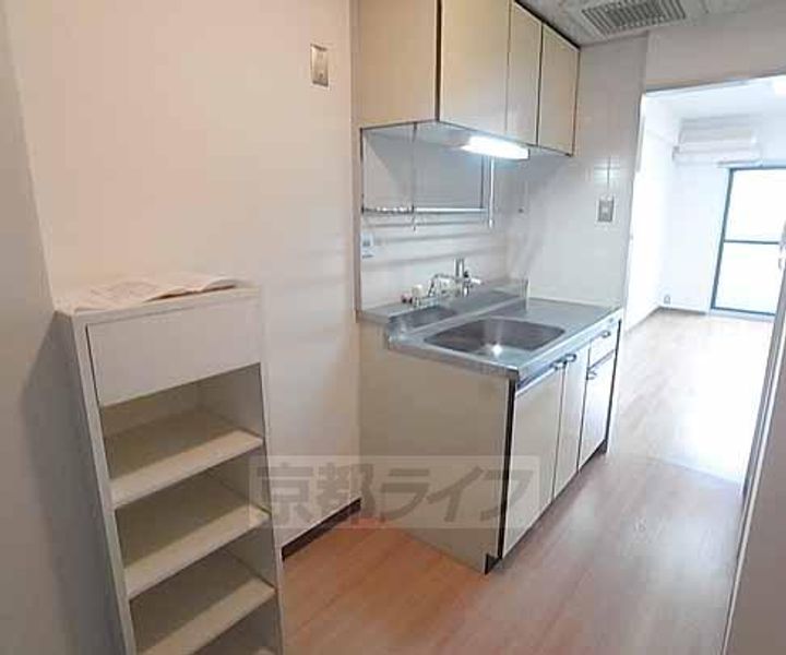 京都府京都市西京区下津林南大般若町の賃貸マンションのキッチン