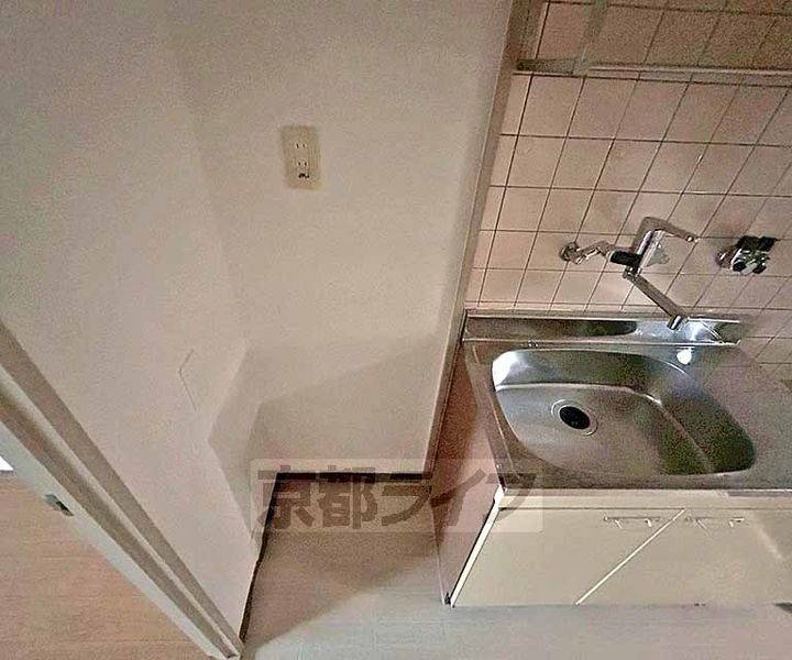 京都府京都市西京区大枝沓掛町の賃貸マンションのキッチン