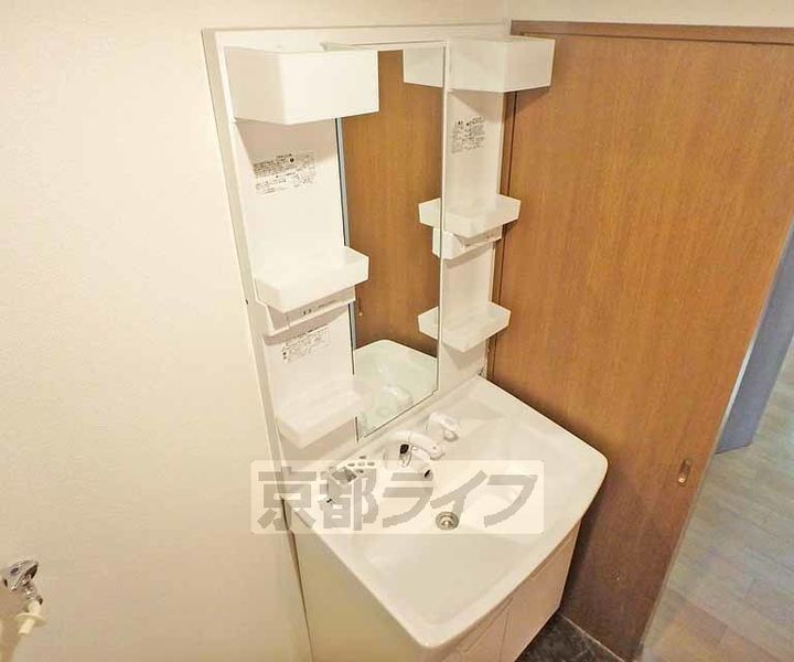 ルーミナス桂201の内装