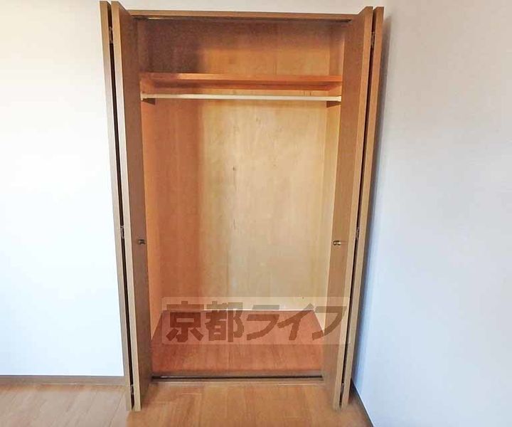 ルーミナス桂201の内装