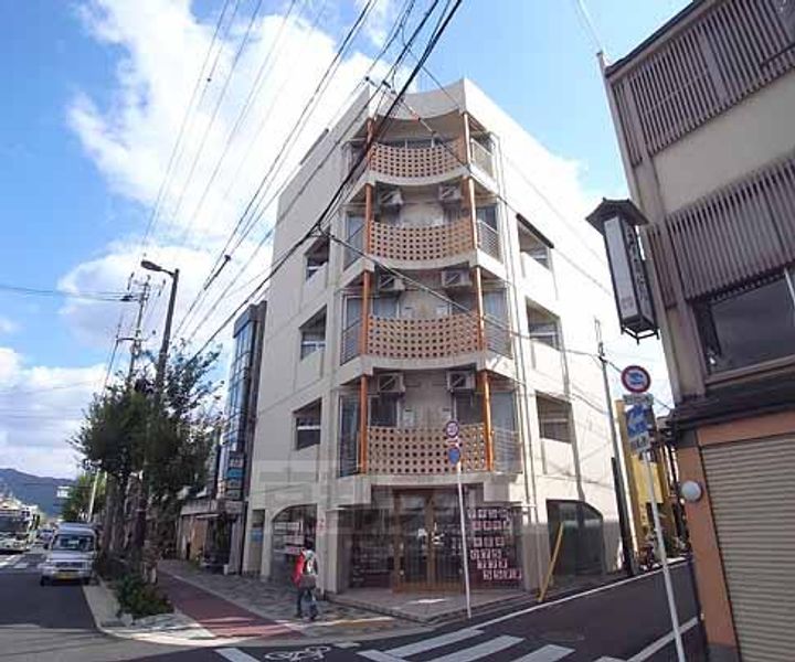 京都府京都市左京区下鴨西本町の賃貸マンションの外観