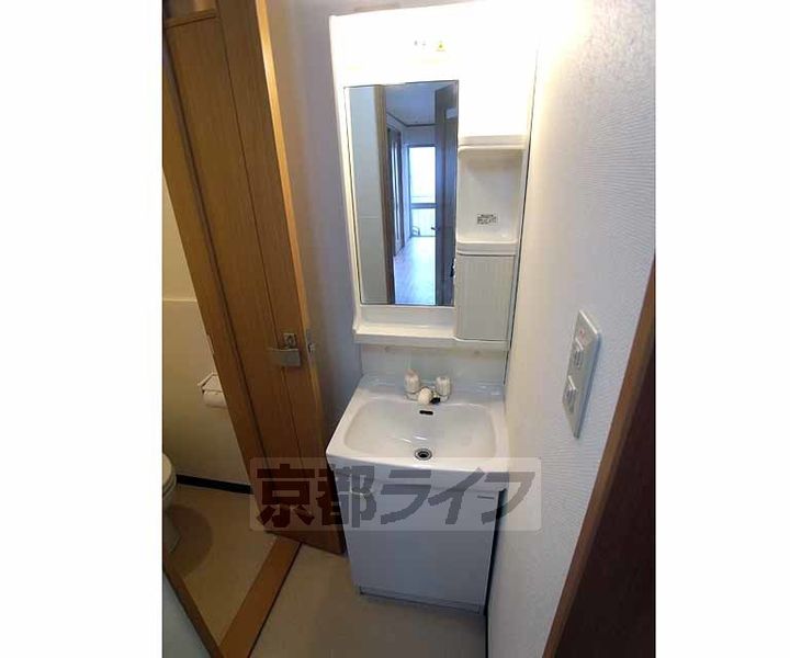 京都府京都市右京区嵯峨野有栖川町の賃貸アパートの内装